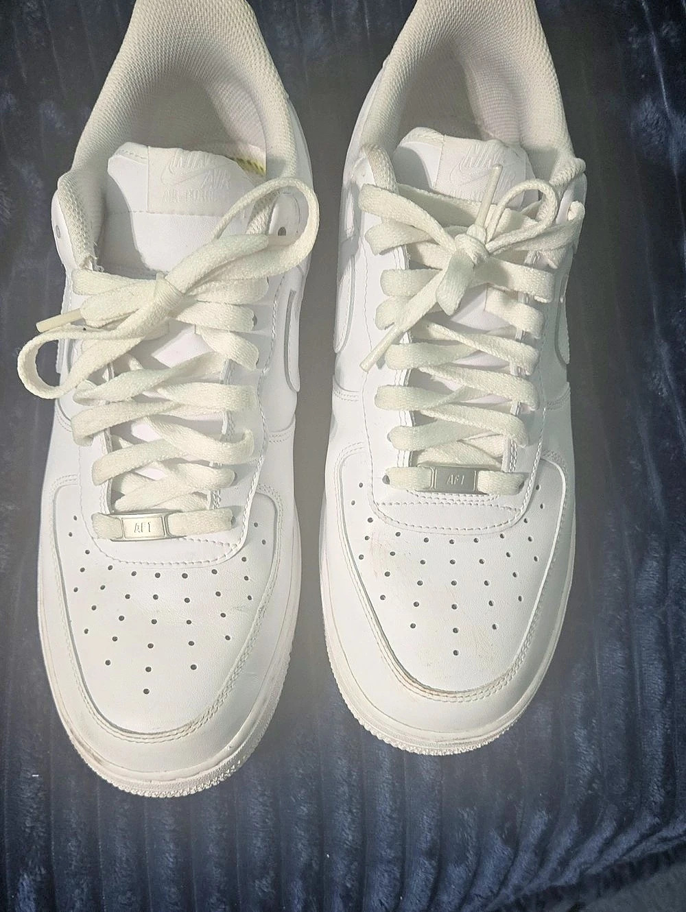Nike Air Force 1 '07 Low Triple White Sneakers